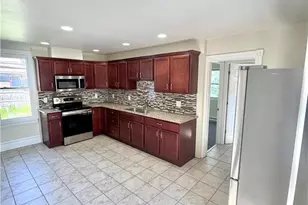 21 W Main St, Macungie Boro, PA 18062 - Photo 5