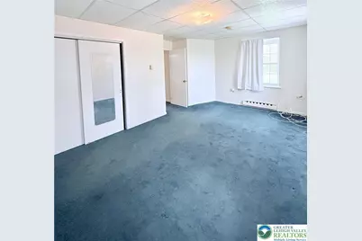 3465 Route 212 #2nd Floor Rear, Springfield Twp, PA 18081 - Photo 13