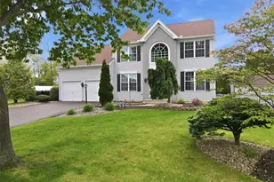 410 Ramblewood Dr, Forks Twp, PA 18040 - Photo 85