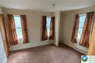 3722 Mountain View Dr, Lehigh Township, PA 18038 - Photo 11