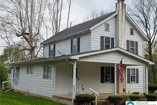 3722 Mountain View Dr, Lehigh Township, PA 18038 - Photo 1