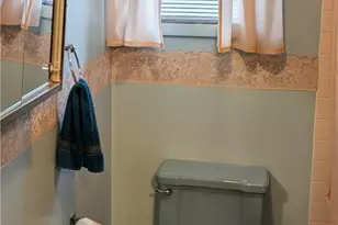 3722 Mountain View Dr, Lehigh Township, PA 18038 - Photo 5
