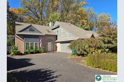 2834 Sheffield Drive, Lower Macungie Township, PA 18049 - Photo 1