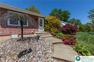 1271 Stafore Dr, Hanover Twp, PA 18017 - Photo 3