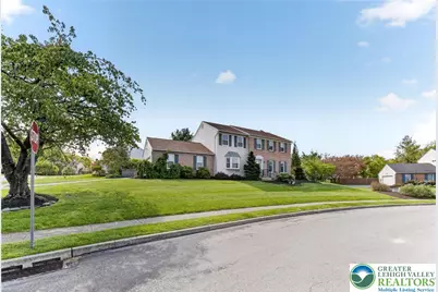 3920 Danberry Drive, Easton, PA 18045 - Photo 3