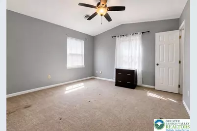 5177 Cheryl Drive, Bethlehem City, PA 18017 - Photo 5