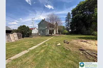 2879 Cemetery Street, Washington Township, PA 18080 - Photo 5