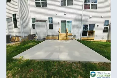 422 Gray Feather Way, Upper Macungie Township, PA 18104 - Photo 5