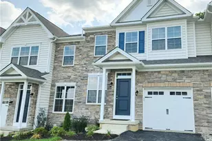 422 Gray Feather Way, Upper Macungie Township, PA 18104 - Photo 3