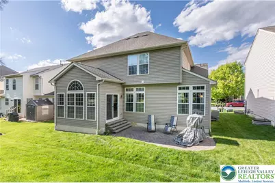 1535 Ciara Drive, Hanover Twp, PA 18017 - Photo 5