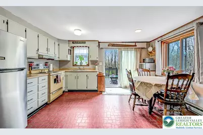 72 Tunkhannock Drive, Tunkhannock Twp, PA 18210 - Photo 15