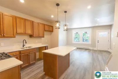 715 Hamilton Avenue, Bethlehem, PA 18017 - Photo 3