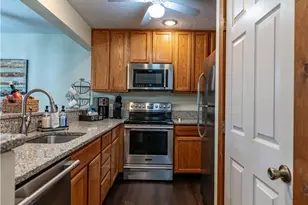 412 Hickory Dr, Pocono Twp, PA 18372 - Photo 17