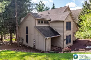 412 Hickory Dr, Pocono Twp, PA 18372 - Photo 1