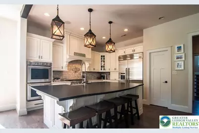 715 Arrowhead Lane, Upper Macungie Township, PA 18031 - Photo 13