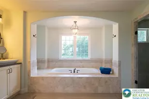 715 Arrowhead Ln, Upper Macungie Township, PA 18031 - Photo 27