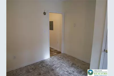 422 South Street #2 (Rear), Jim Thorpe Boro, PA 18229 - Photo 3