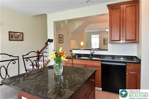 1600 Oakridge Ln, Hellertown Boro, PA 18055 - Photo 5