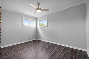 2049 Vista Dr, Bethlehem City, PA 18018 - Photo 25