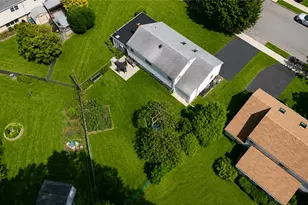 2049 Vista Dr, Bethlehem City, PA 18018 - Photo 5