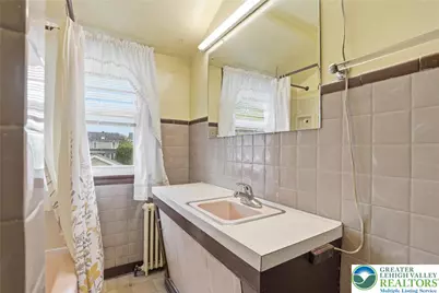 2256 2nd Street, Wilson Boro, PA 18042 - Photo 29