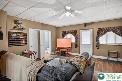 496 N 1st Street, Lehighton Boro, PA 18235 - Photo 5