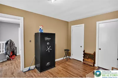 496 N 1st Street, Lehighton Boro, PA 18235 - Photo 9