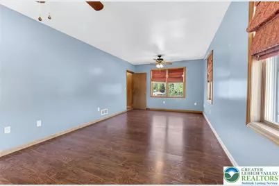 515 Roseto Avenue, Roseto, PA 18013 - Photo 13