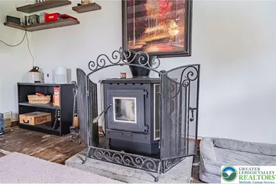 2015 Leithsville Road, Lower Saucon Township, PA 18055 - Photo 9
