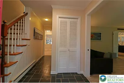 3076 Lindberg Avenue, Salisbury Township, PA 18103 - Photo 5