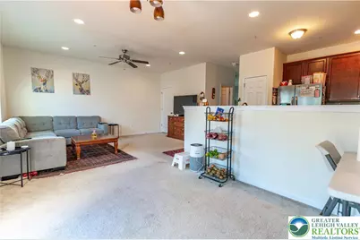 940 King Way, Upper Macungie Township, PA 18031 - Photo 13