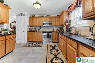 2720 Hickory Dr, Forks Twp, PA 18040 - Photo 11