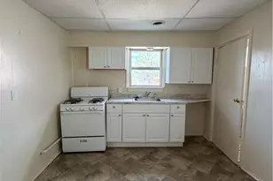 1218 Mechanic St, Bethlehem, PA 18015 - Photo 5