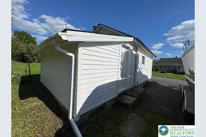512 E Fairview Street, Coopersburg Boro, PA 18036 - Photo 35