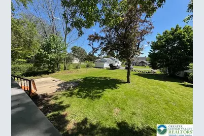 512 E Fairview Street, Coopersburg Boro, PA 18036 - Photo 33