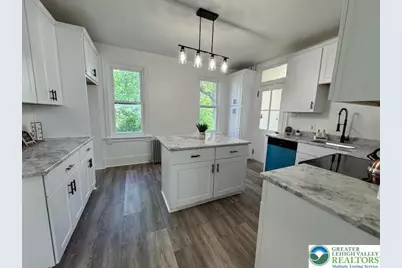 512 E Fairview Street, Coopersburg Boro, PA 18036 - Photo 5