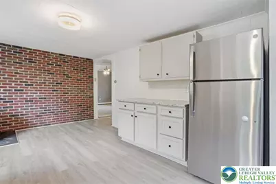 221 Diamond Street, Plainfield Township, PA 18072 - Photo 17