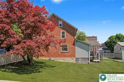32 E Center Street, Nazareth Boro, PA 18064 - Photo 7