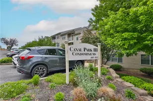 202 Canal Park, Easton, PA 18042 - Photo 1