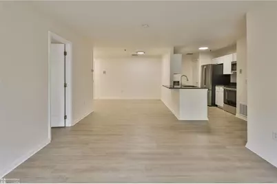 202 Canal Park, Easton, PA 18042 - Photo 15