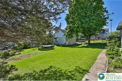 424 E Penn Street, Nazareth Boro, PA 18064 - Photo 51