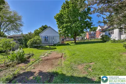 424 E Penn Street, Nazareth Boro, PA 18064 - Photo 57