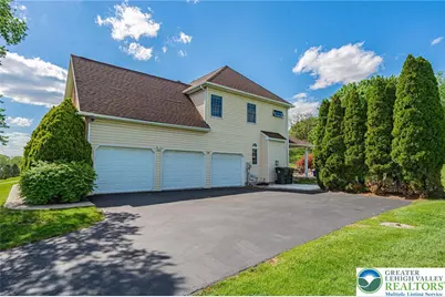 6551 Overlook Road, Upper Macungie Township, PA 18069 - Photo 9