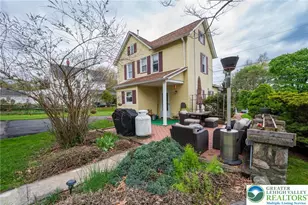 27 Stewart St, East Bangor Boro, PA 18013 - Photo 3