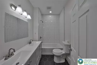 520 W Union Boulevard #2, Bethlehem City, PA 18018 - Photo 7