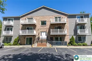 2010 Glendale Ave, Bethlehem City, PA 18018 - Photo 1