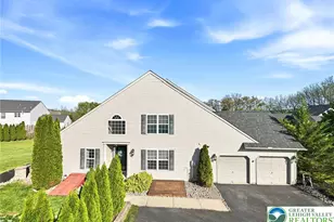 2066 Rolling Meadow Dr, Macungie Boro, PA 18062 - Photo 19