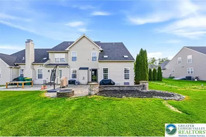 2066 Rolling Meadow Drive, Macungie Boro, PA 18062 - Photo 3