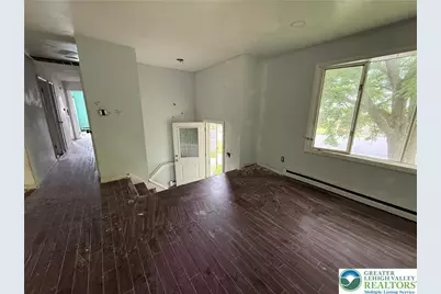 1047 Monroe Street, Freemansburg, PA 18017 - Photo 5