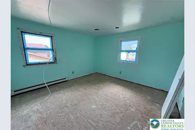 1047 Monroe Street, Freemansburg, PA 18017 - Photo 11